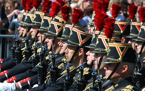 全球阅兵哪家强? 《亮剑2》8日展现革新力量